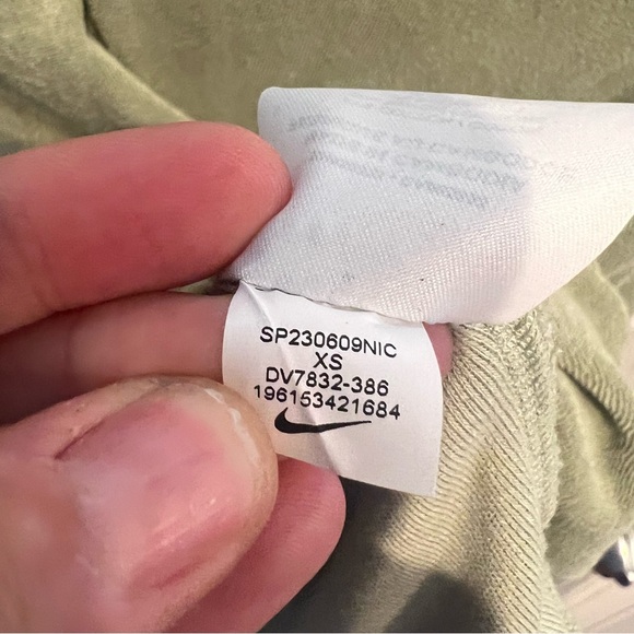 Nike Women's Mock-neck Short-sleeve Terry Top (Green/khaki) - Picture 8 of 8